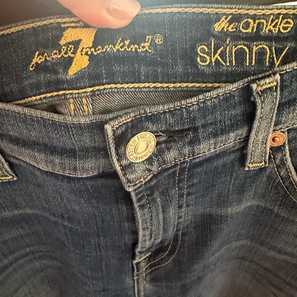 7 For All Mankind Womens Skinny Ankle Jeans with Frayed Hem - Picture 4 of 5